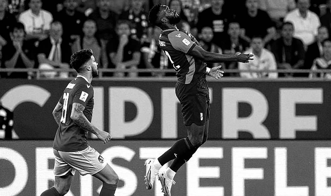 Newcastle bán 3 trụ cột, vẫn mơ Top 4: Câu chuyện PSR và cuộc tái sinh của 'Chích chòe' Newcastle bán 3 trụ cột, vẫn mơ Top 4: Câu chuyện PSR và cuộc tái sinh của 'Chích chòe'