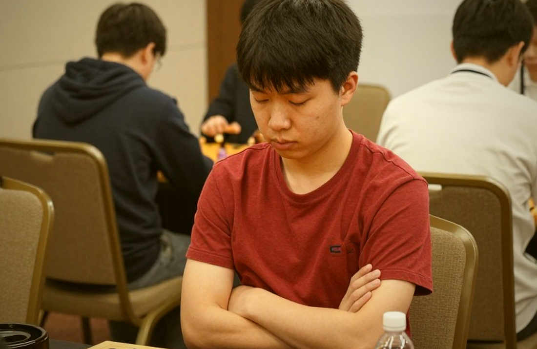ChessBase Magazine số 225: "Từ hoàng hôn đến bình minh" và bức tranh thị trường nội dung huấn luyện cờ vua
