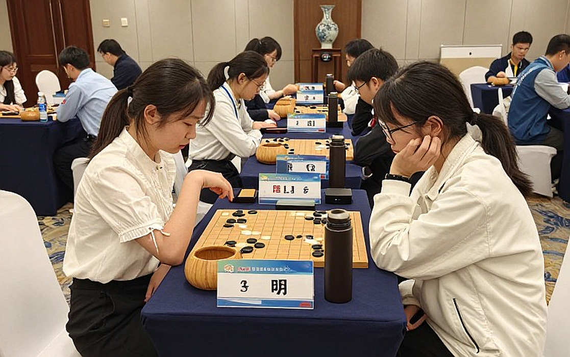 Khai cuộc Scotland: ván cờ bị xếp xó và cái ngày Kasparov nhặt nó lên