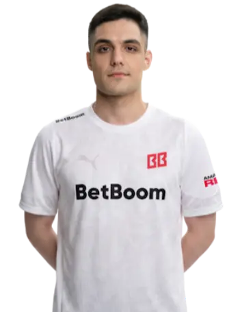 Daniil Kustov